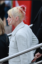 Celebrity Photo: Kristen Stewart
1796x2693 1.3 mb
Viewed 5 times
@BestEyeCandy.com