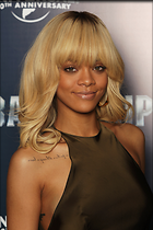 Celebrity Photo: Rihanna
2001x3000 606 kb
Viewed 4 times
@BestEyeCandy.com