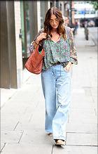 Celebrity Photo: Lisa Snowdon
7 Photos
Photoset #742854
@BestEyeCandy.com