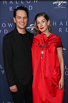 Celebrity Photo: Rosamund Pike
1351x2028 588 kb
Viewed 8 times
@BestEyeCandy.com