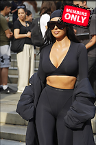 Celebrity Photo: Kimberly Kardashian
2306x3459 1.9 mb
Viewed 0 times
@BestEyeCandy.com