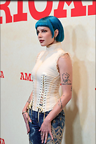 Celebrity Photo: Halsey
1365x2048 653 kb
Viewed 4 times
@BestEyeCandy.com