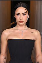 Celebrity Photo: Demi Lovato
2656x3984 809 kb
Viewed 23 times
@BestEyeCandy.com