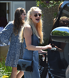 Celebrity Photo: Sophie Turner
1934x2210 630 kb
Viewed 3 times
@BestEyeCandy.com