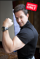 Celebrity Photo: Mark Wahlberg
2790x4030 1.7 mb
Viewed 0 times
@BestEyeCandy.com