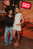 Celebrity Photo: Gigi Hadid
2400x3600 6.3 mb
Viewed 0 times
@BestEyeCandy.com