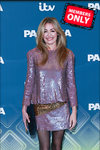 Celebrity Photo: Cat Deeley
2333x3500 2.8 mb
Viewed 0 times
@BestEyeCandy.com