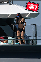 Celebrity Photo: Kylie Jenner
2199x3300 1.9 mb
Viewed 1 time
@BestEyeCandy.com