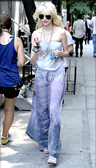Celebrity Photo: Taylor Momsen
1270x2200 326 kb
Viewed 5 times
@BestEyeCandy.com