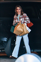 Celebrity Photo: Lori Loughlin
1361x2042 951 kb
Viewed 6 times
@BestEyeCandy.com