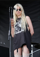 Celebrity Photo: Taylor Momsen
1724x2433 690 kb
Viewed 5 times
@BestEyeCandy.com