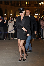 Celebrity Photo: Kate Moss
741x1111 355 kb
Viewed 3 times
@BestEyeCandy.com