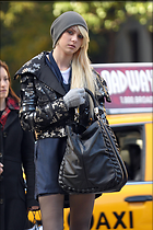 Celebrity Photo: Taylor Momsen
2400x3600 776 kb
Viewed 2 times
@BestEyeCandy.com