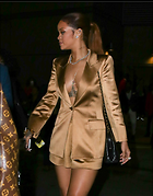 Celebrity Photo: Rihanna
1566x2000 390 kb
Viewed 3 times
@BestEyeCandy.com