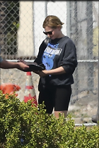 Celebrity Photo: Lili Reinhart
16 Photos
Photoset #624733
@BestEyeCandy.com