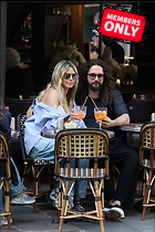 Celebrity Photo: Heidi Klum
4640x6960 2.9 mb
Viewed 1 time
@BestEyeCandy.com