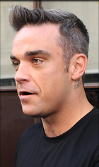 Celebrity Photo: Robbie Williams
825x1399 405 kb
Viewed 2 times
@BestEyeCandy.com