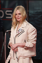 Celebrity Photo: Elle Fanning
1365x2048 979 kb
Viewed 4 times
@BestEyeCandy.com