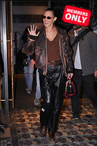 Celebrity Photo: Bella Hadid
2333x3499 3.6 mb
Viewed 0 times
@BestEyeCandy.com