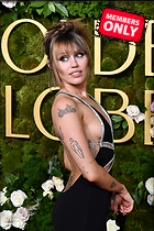Celebrity Photo: Miley Cyrus
3000x4500   1.8 mb
Viewed 0 times
@BestEyeCandy.com