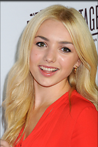 Celebrity Photo: Peyton Roi List
2000x3000 882 kb
Viewed 5 times
@BestEyeCandy.com