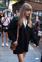 Celebrity Photo: Taylor Swift
2452x3600 664 kb
Viewed 3 times
@BestEyeCandy.com