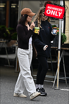 Celebrity Photo: Lucy Hale
2332x3500 3.2 mb
Viewed 1 time
@BestEyeCandy.com