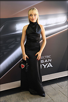 Celebrity Photo: Sabrina Carpenter
1280x1920   166 kb
Viewed 7 times
@BestEyeCandy.com