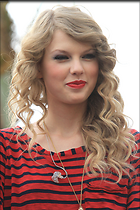 Celebrity Photo: Taylor Swift
2400x3600 1.2 mb
Viewed 4 times
@BestEyeCandy.com