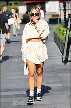 Celebrity Photo: Ashley Roberts
1187x1800   933 kb
Viewed 10 times
@BestEyeCandy.com