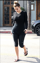 Celebrity Photo: Kimberly Kardashian
2100x3250 950 kb
Viewed 4 times
@BestEyeCandy.com