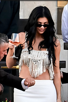 Celebrity Photo: Kylie Jenner
667x1000 80 kb
Viewed 14 times
@BestEyeCandy.com