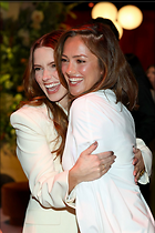 Celebrity Photo: Sophia Bush
1200x1801 215 kb
Viewed 11 times
@BestEyeCandy.com
