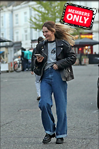 Celebrity Photo: Lily James
1588x2382 1.5 mb
Viewed 1 time
@BestEyeCandy.com