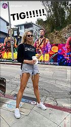 Celebrity Photo: Nikki Glaser
320x569 65 kb
Viewed 9 times
@BestEyeCandy.com