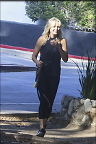 Celebrity Photo: Malin Akerman
1180x1770 741 kb
Viewed 4 times
@BestEyeCandy.com