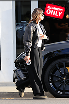 Celebrity Photo: Hailey Baldwin
2333x3500 2.2 mb
Viewed 0 times
@BestEyeCandy.com