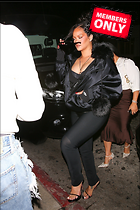 Celebrity Photo: Rihanna
1633x2449 1.6 mb
Viewed 0 times
@BestEyeCandy.com