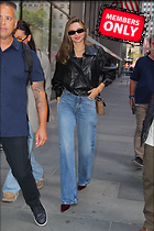 Celebrity Photo: Miranda Kerr
2000x3000 3.0 mb
Viewed 0 times
@BestEyeCandy.com