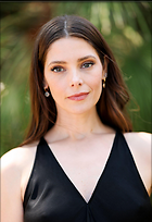 Celebrity Photo: Ashley Greene
1365x1988 202 kb
Viewed 10 times
@BestEyeCandy.com