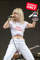 Celebrity Photo: Hayley Williams
2522x3783 1.8 mb
Viewed 1 time
@BestEyeCandy.com