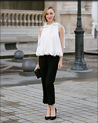 Celebrity Photo: Phoebe Dynevor
6 Photos
Photoset #734307
@BestEyeCandy.com