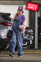 Celebrity Photo: Denise Richards
1665x2498 2.6 mb
Viewed 1 time
@BestEyeCandy.com