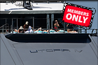 Celebrity Photo: Kylie Jenner
3300x2201 2.2 mb
Viewed 0 times
@BestEyeCandy.com