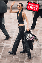 Celebrity Photo: Bella Hadid
2334x3500 3.5 mb
Viewed 0 times
@BestEyeCandy.com