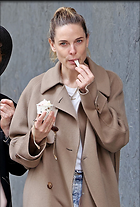 Celebrity Photo: Rebecca Ferguson
1138x1684 929 kb
Viewed 5 times
@BestEyeCandy.com