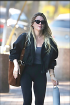 Celebrity Photo: Hilary Duff
1425x2138 1,058 kb
Viewed 26 times
@BestEyeCandy.com