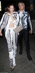 Barbara Palvin going to a Bleach London event in LA 7.7.21
634x1312 562 kb
Viewed 7 times
@BestEyeCandy.com