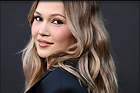 Kelli Berglund crop Top Emilia Perez film premiere Los Angeles California USA 21.10..20.2024
2048x1365 871 kb
Viewed 7 times
@BestEyeCandy.com