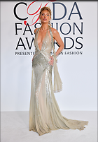 Celebrity Photo: Elsa Hosk
3615x5182 1.2 mb
Viewed 6 times
@BestEyeCandy.com